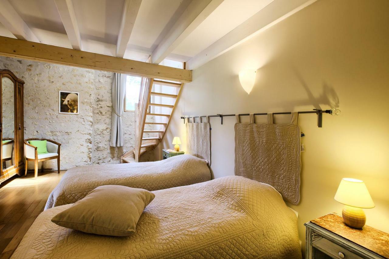Bed and Breakfast La Grange D'Oustaud Vérac Exteriér fotografie